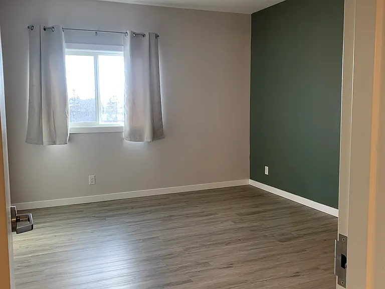 293 Edison Ave #305 — Photo 13