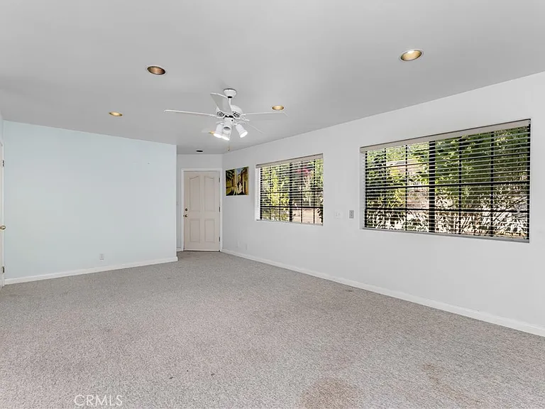9348 Tujunga Canyon Blvd — Photo 17