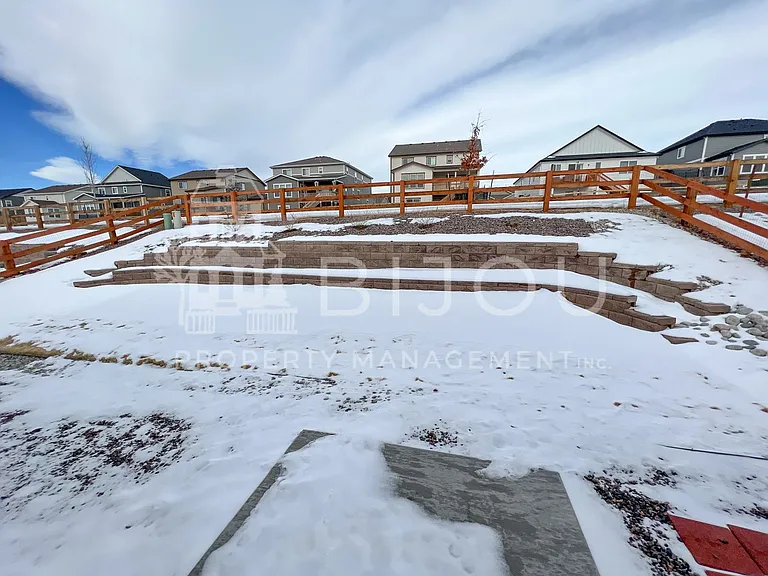 5250 Makalu Dr — Photo 9