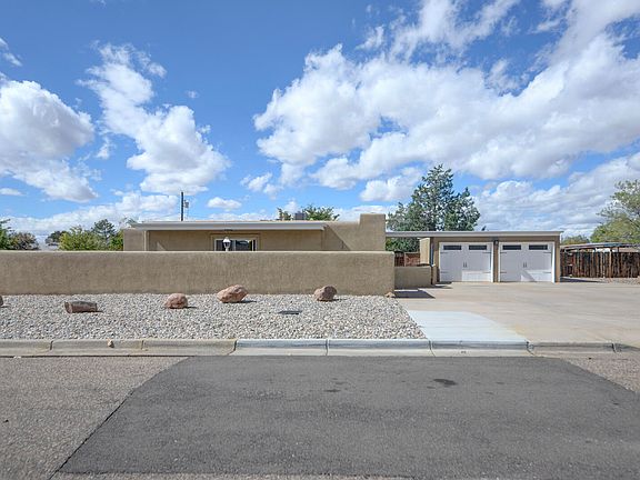 2nd image of 1709 Grande Blvd SE