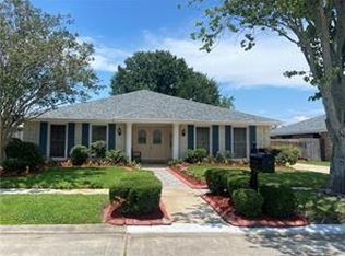 620 Chambertin Dr, Kenner, LA 70065