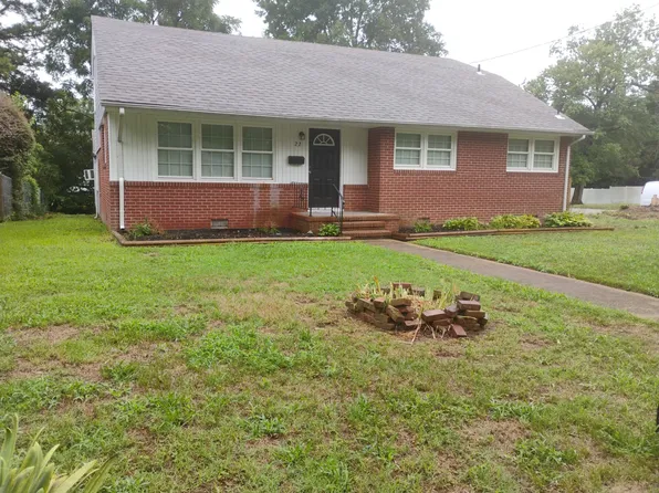 22 Glendale Rd, Newport News, VA 23606