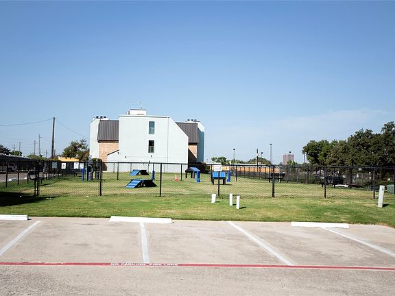 18th image of 11480 Audelia Rd APT 142