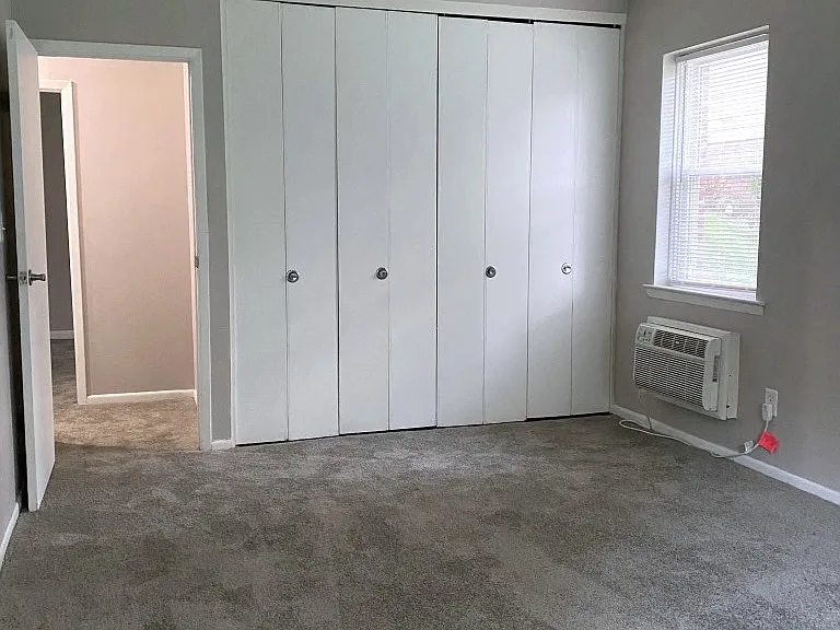 Riverhill Apartments — Photo 85