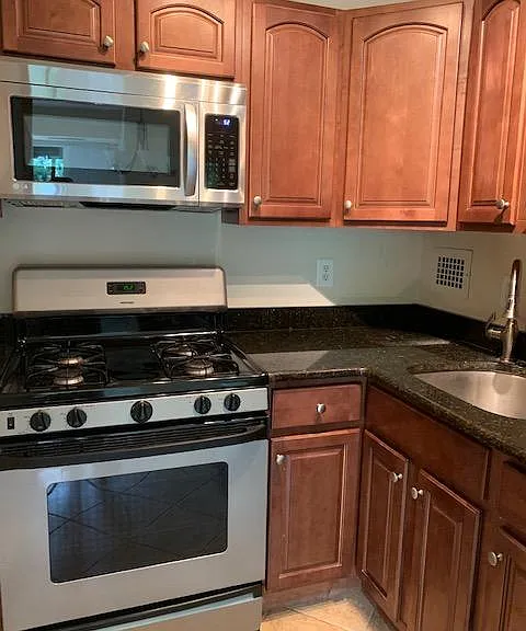 6141 Leesburg Pike #310 — Photo 8