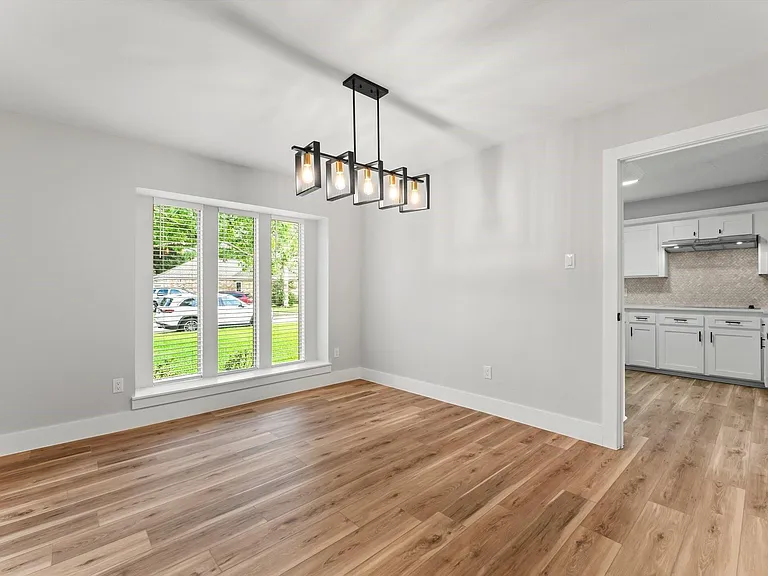 20534 Laverton Dr — Photo 11