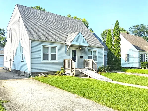 1221 Richmond St, Joliet, IL 60435