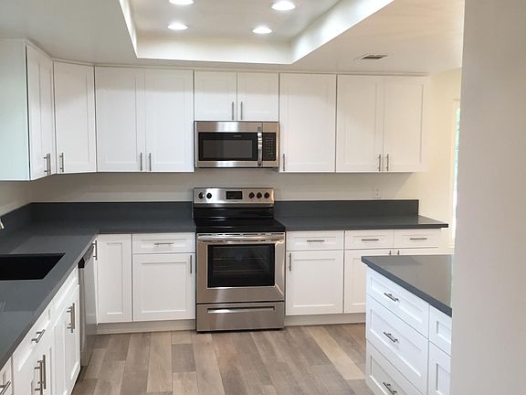 4th image of 245 E 13th Ave