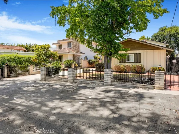 1300 Oak Ave, Carlsbad, CA 92008