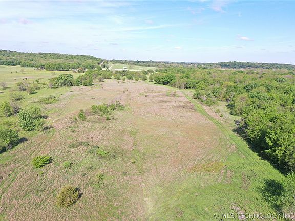 4th image of 7500 Twin Hills Rd