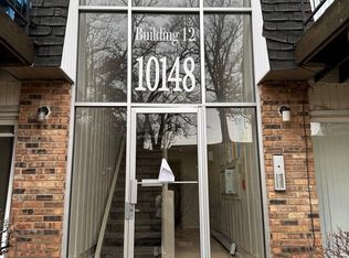 10148 S 84th Ter APT 315, Palos Hills, IL