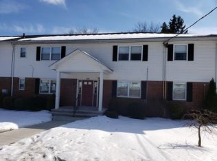 120 Colonial Cir UNIT C, Chicopee, MA 01020
