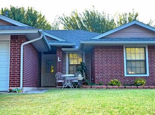 20 N Greengate Dr, Yukon, OK 73099