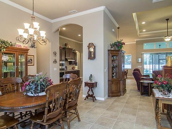 4th image of 10136 Yonaomi Cir