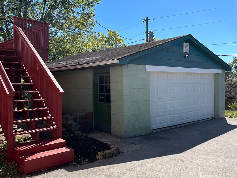 1344 Sequoia Dr — Photo 10