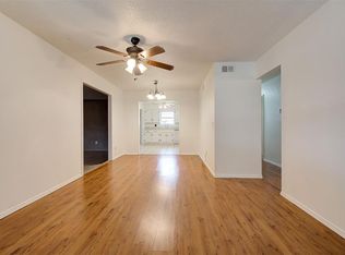 929 W Mitchell Dr, Midwest City, OK 73110