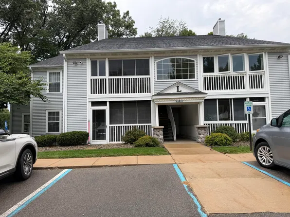 319 Westbrook Ct, Marshall, MI 49068