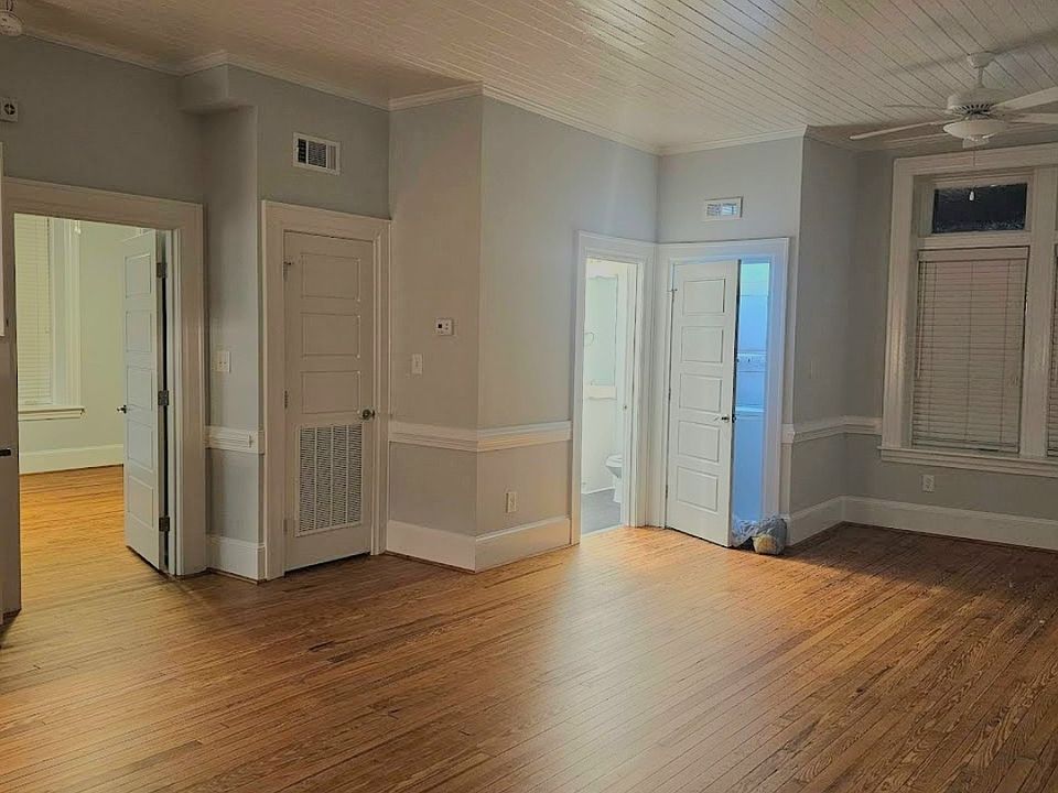 1st image of 201 E Broad St #1
