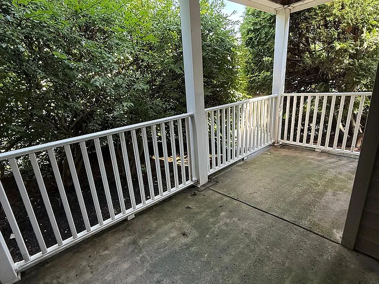 313 Gregorys Way — Photo 22