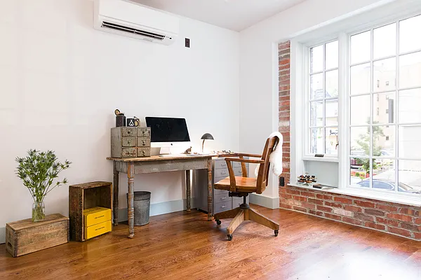 Rented by Nooklyn NYC LLC | media 30