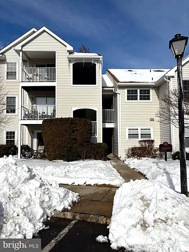 416 Walden Cir Photo 1