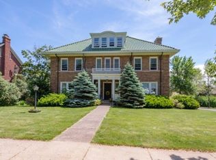 2304 E 3rd St, Duluth, MN 55812