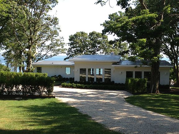 2nd image of 125 Ram Island Dr