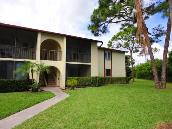 4801 Sable Pine Cir APT D1, West Palm Beach, FL 33417