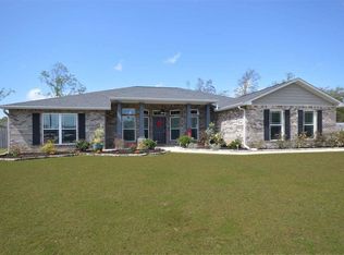 3813 Runner Stone Dr, Pace, FL 32571