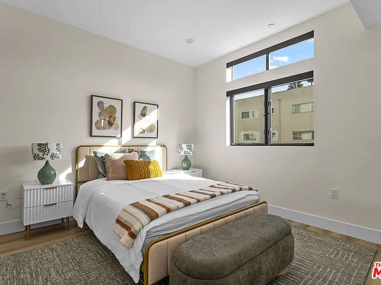 1318 N Vista St — Photo 22