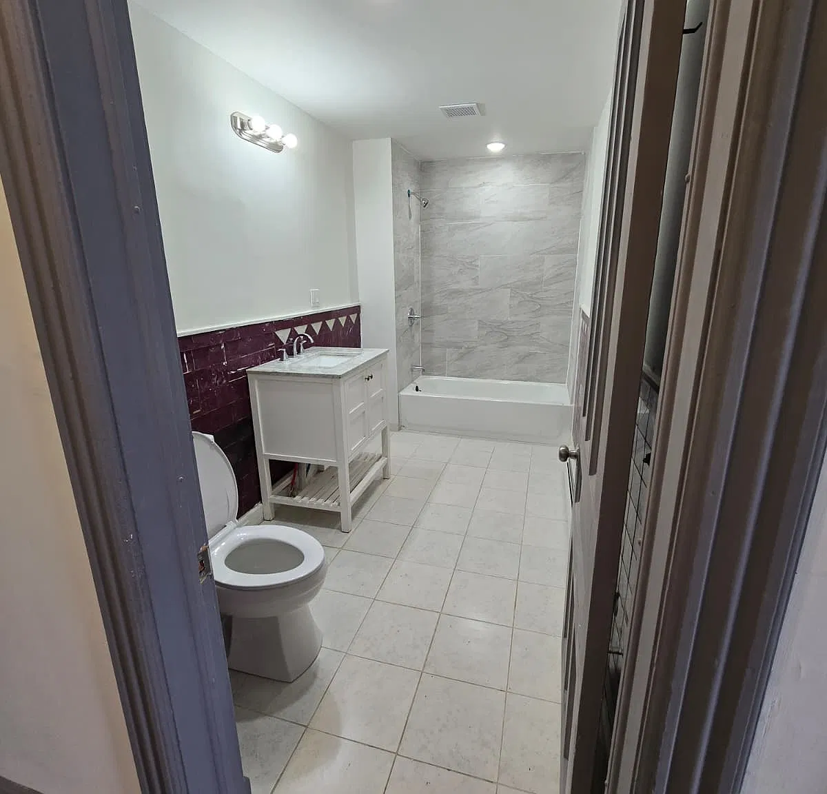 3 bed, $1,599 — Photo 3