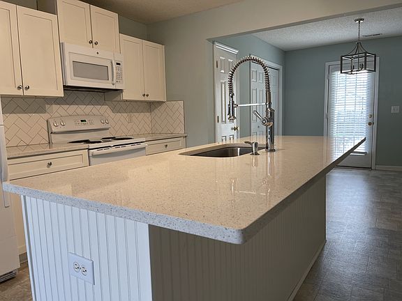 5th image of 341 Indian Park Dr