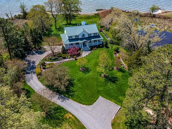 296 Granville Bay Rd, Lancaster, VA 22503