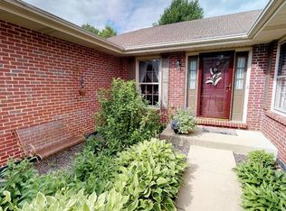 2627 Snowbird Ln, Naperville, IL 60564