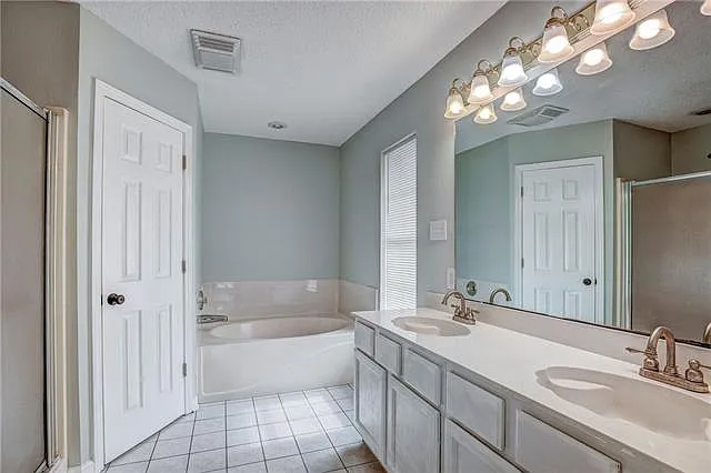 110 Pennbrooke Dr — Photo 10