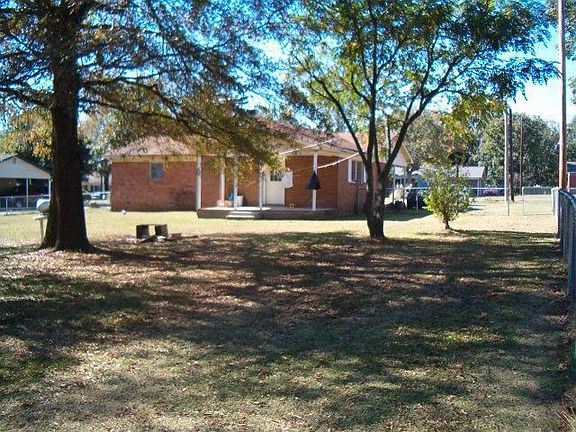 Back of house/yard
