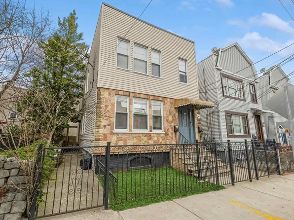 749 Garfield Ave, Jersey City, NJ 07305