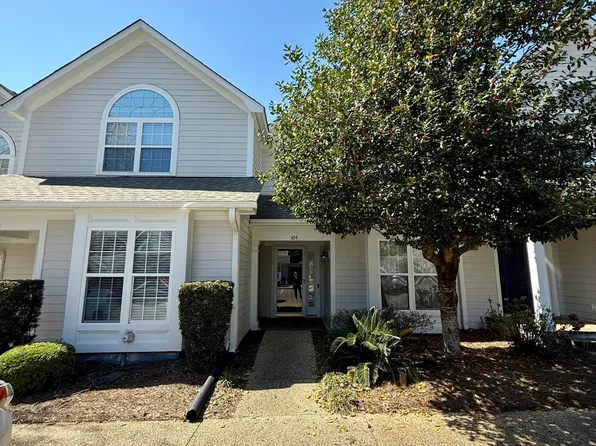 6211 Wrightsville Avenue Apt 104, Wilmington, NC 28403