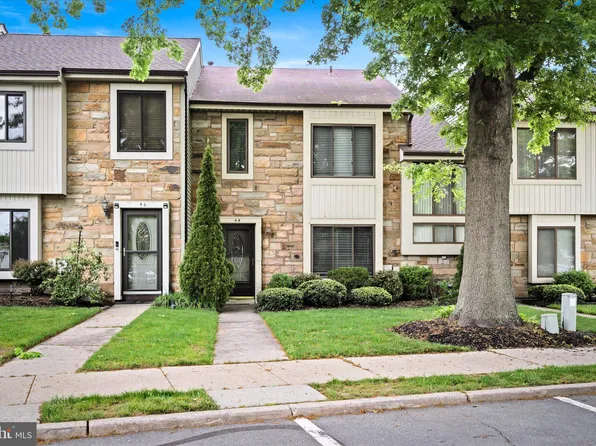 44 Topaz Ln, Hamilton, NJ 08690