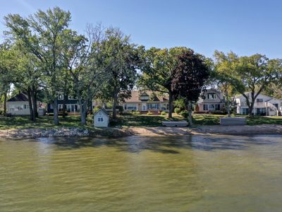 7 S Shore Dr, Forest Lake, MN, 55025