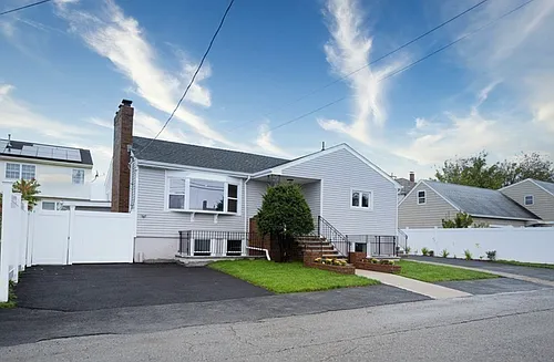 49 Union St #B Photo 1