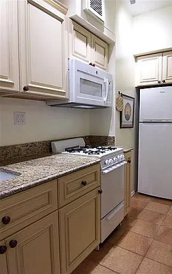 Rented by Susan Finkel, LREB | media 1