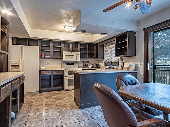 5th image of 1438 Bryn Mawr Ln