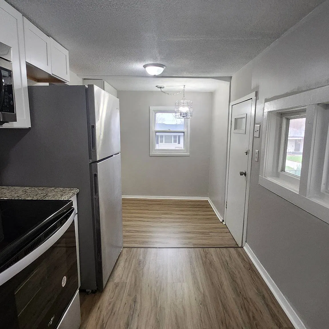 2 bed, 960 sqft, $1,400 — Photo 4