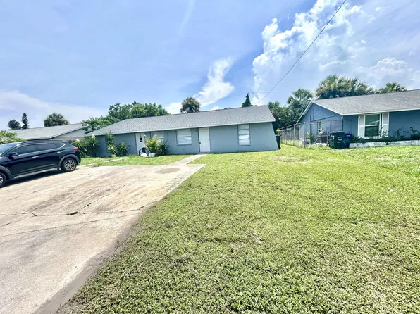 5723-5725 9th Street Ct E, Bradenton, FL 34203