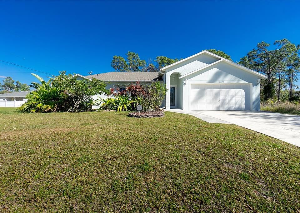 1st image of 2582 CRITTENDON STREET
