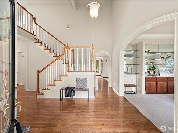 4th image of 14922 145th Avenue Ct E