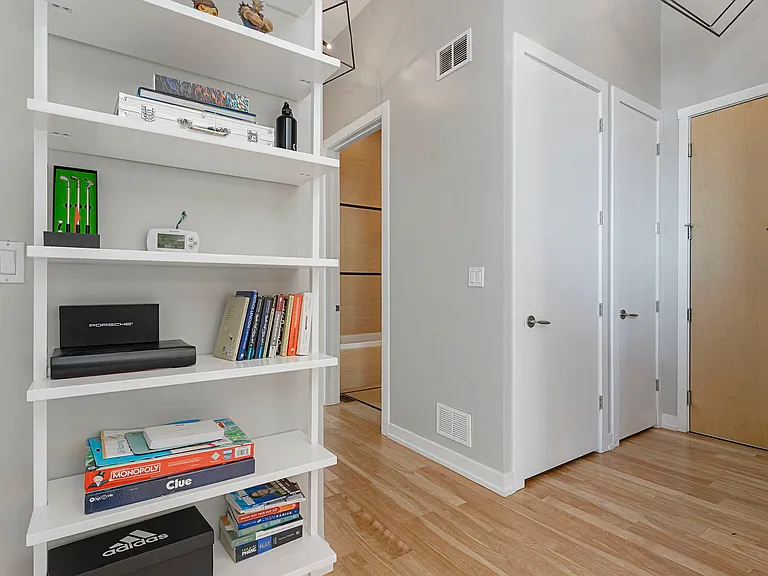 2408 W Rice St #403 — Photo 25