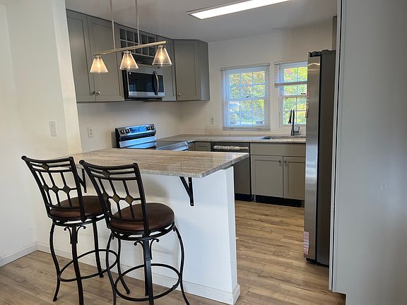 5th image of 11 Timbercroft Rd