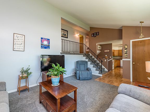 5th image of 2323 Joanna Ave